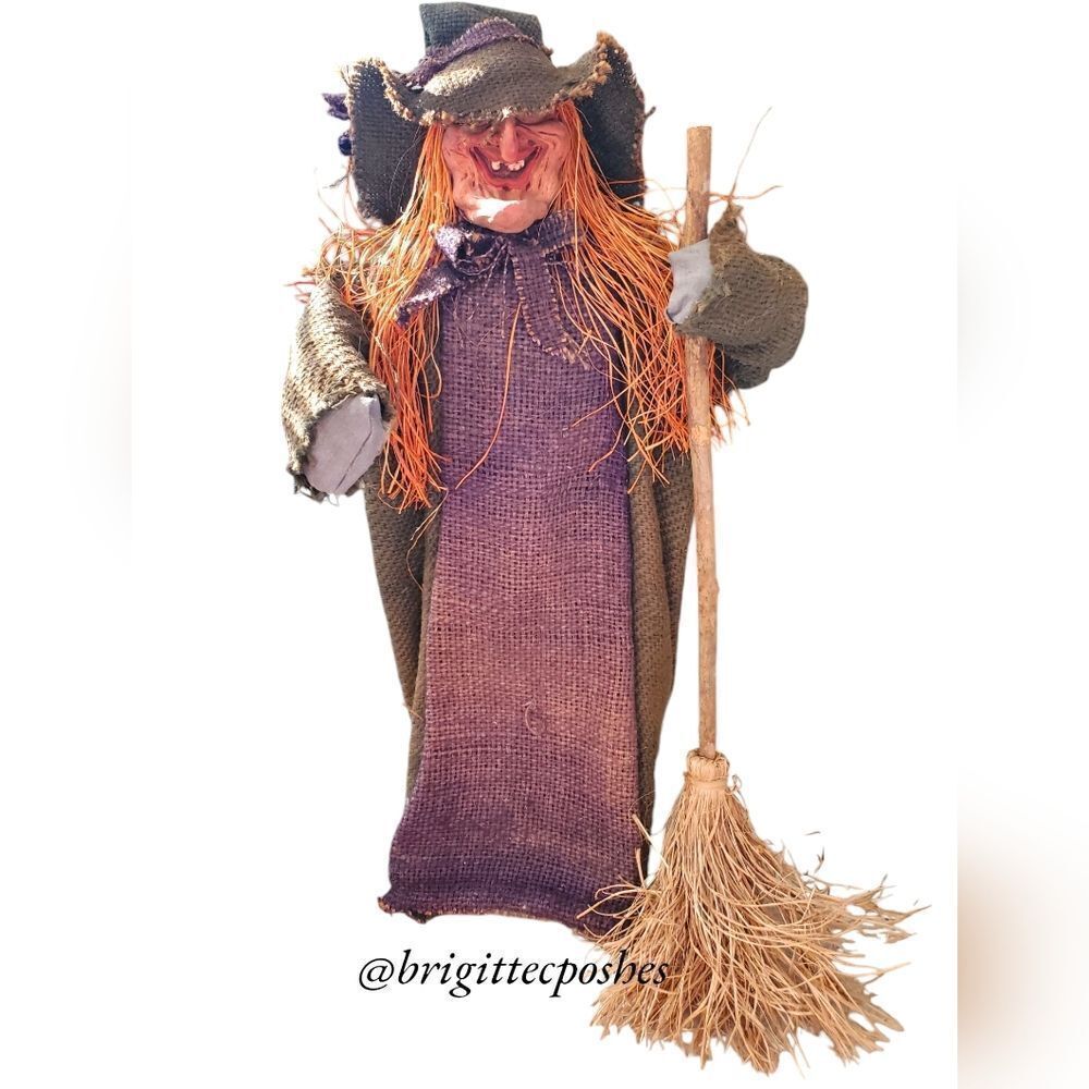 HALLOWEEN 27" Tall Witch with Broom Decoration